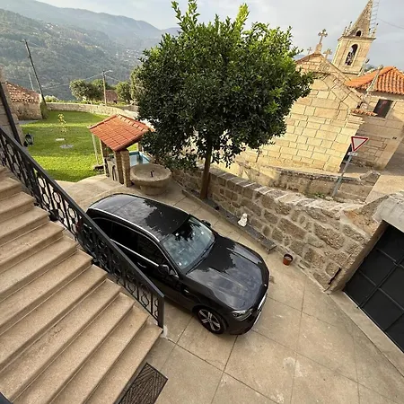 House Overlooking The Douro-casa Almas Pacos de Gaiolo